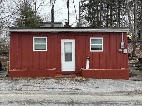 345 1/2 City Ave, Beckley, WV 25801