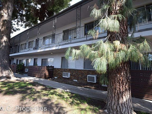 3rd image of 12142 Burbank Blvd #17446340