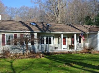 5607 Allyn Rd, Mantua, OH 44255