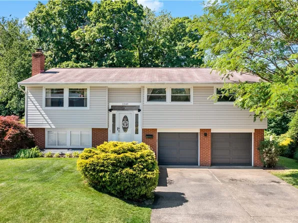 1040 Cork Dr, Bethel Park, PA 15102