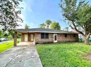 422 Harding Dr, Houma, LA 70364