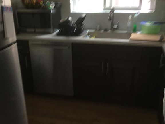 5th image of 250 Lincoln Ave APT A