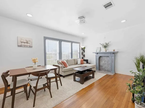 1546 Lombardy St APT B, Houston, TX 77023