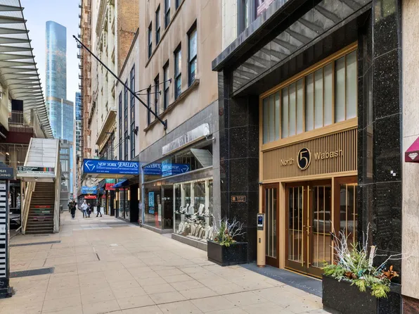 5 N Wabash Ave APT 1103, Chicago, IL 60602