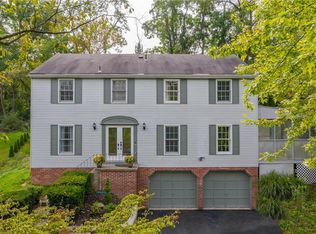 1688 Hathaway Ln, Pittsburgh, PA