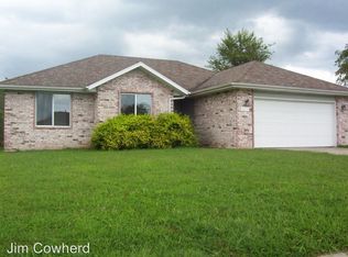 3414 S Leawood Ct, Springfield, MO 65807