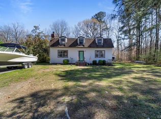 137 Anglers Cove Rd, Hertford, NC 27944