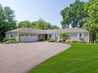 17745 Maple Hill Rd, Wayzata, MN 55391