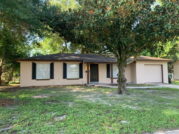4566 Chateau Rd