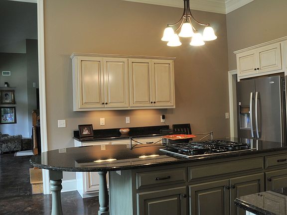 5th image of 207 Turnberry Ln