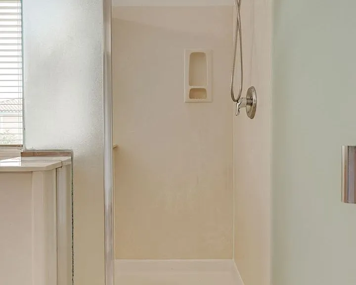 8739 Whitehouse Rd — Photo 32