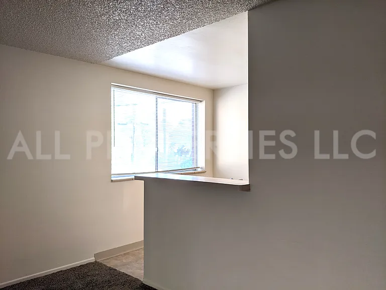1200 N Emerson St #204 — Photo 14