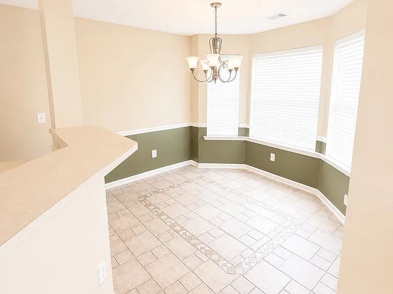 5115 Towne Park Dr — Photo 6
