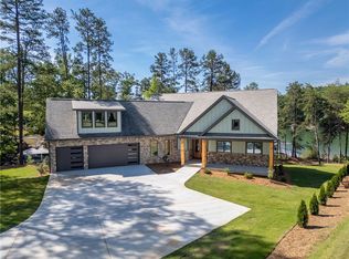 713 Bay Harbor Ln, Seneca, SC 29672