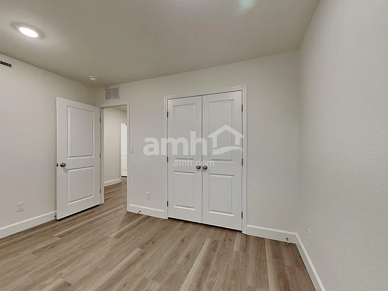 10375 Medusita St — Photo 15