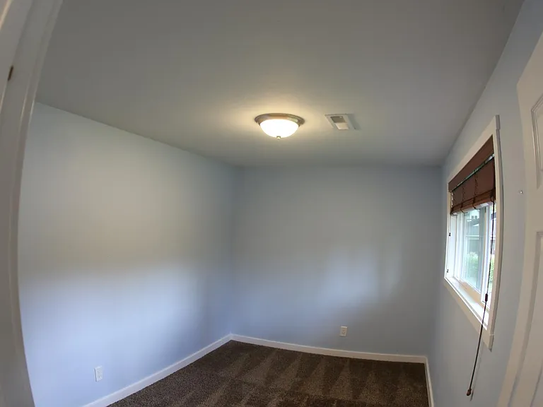 12124 NE 66th St — Photo 25