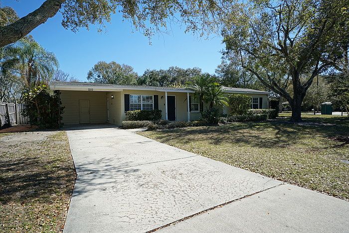 1st image of 3213 W Leila Ave