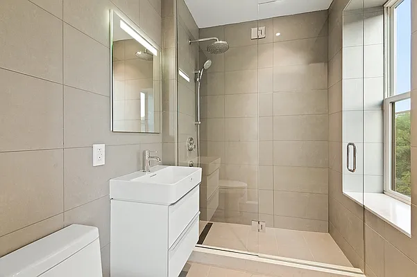 Rented by Akelius Real Estate Management | media 2