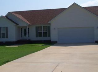 102 Dogwood Ln, Martin, TN 38237