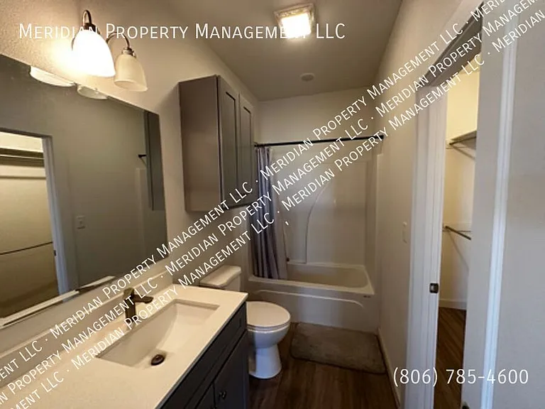 1215 N Evanston Ave — Photo 17