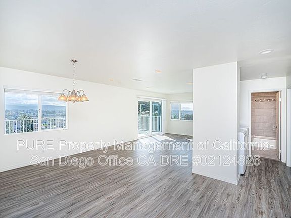 4th image of 2709 Elm Ave Unit B