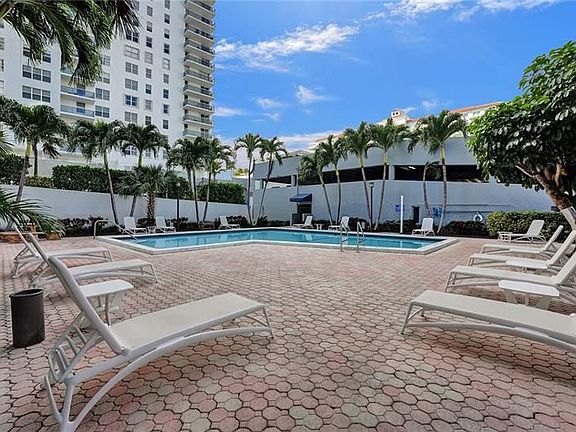3rd image of 3031 N Ocean Blvd APT 906