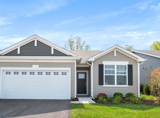 339 Sussex Ln, North Aurora, IL 60542