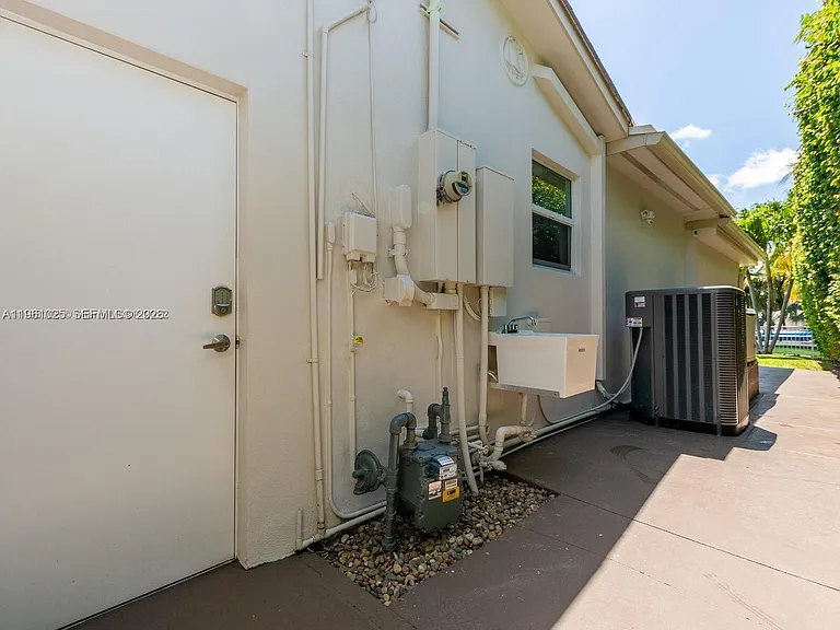 13000 Coronado Ln — Photo 19