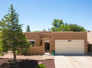7561 Kachina Loop, Santa Fe, NM 87507