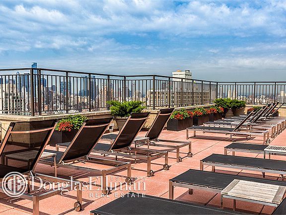 4th image of 401 E 80th St APT 6A