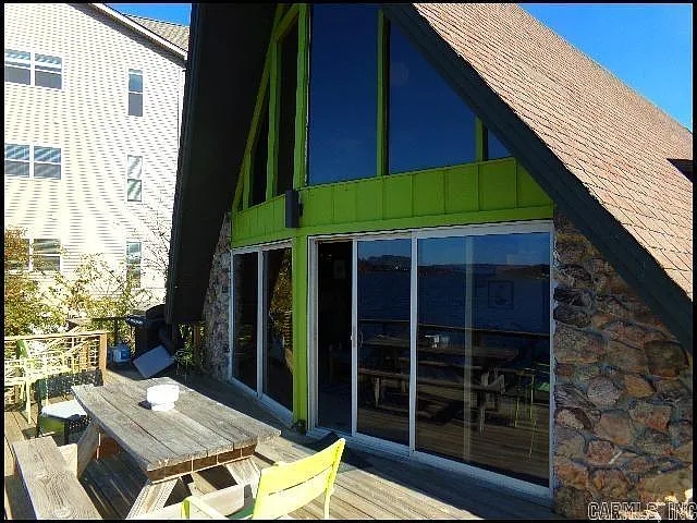 136 Catalina Cir — Photo 23