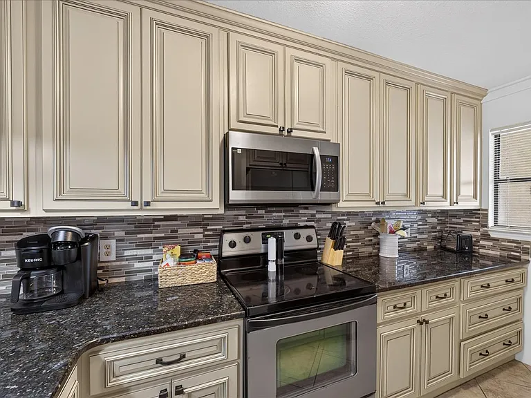 91 Norwood Dr #20 — Photo 42