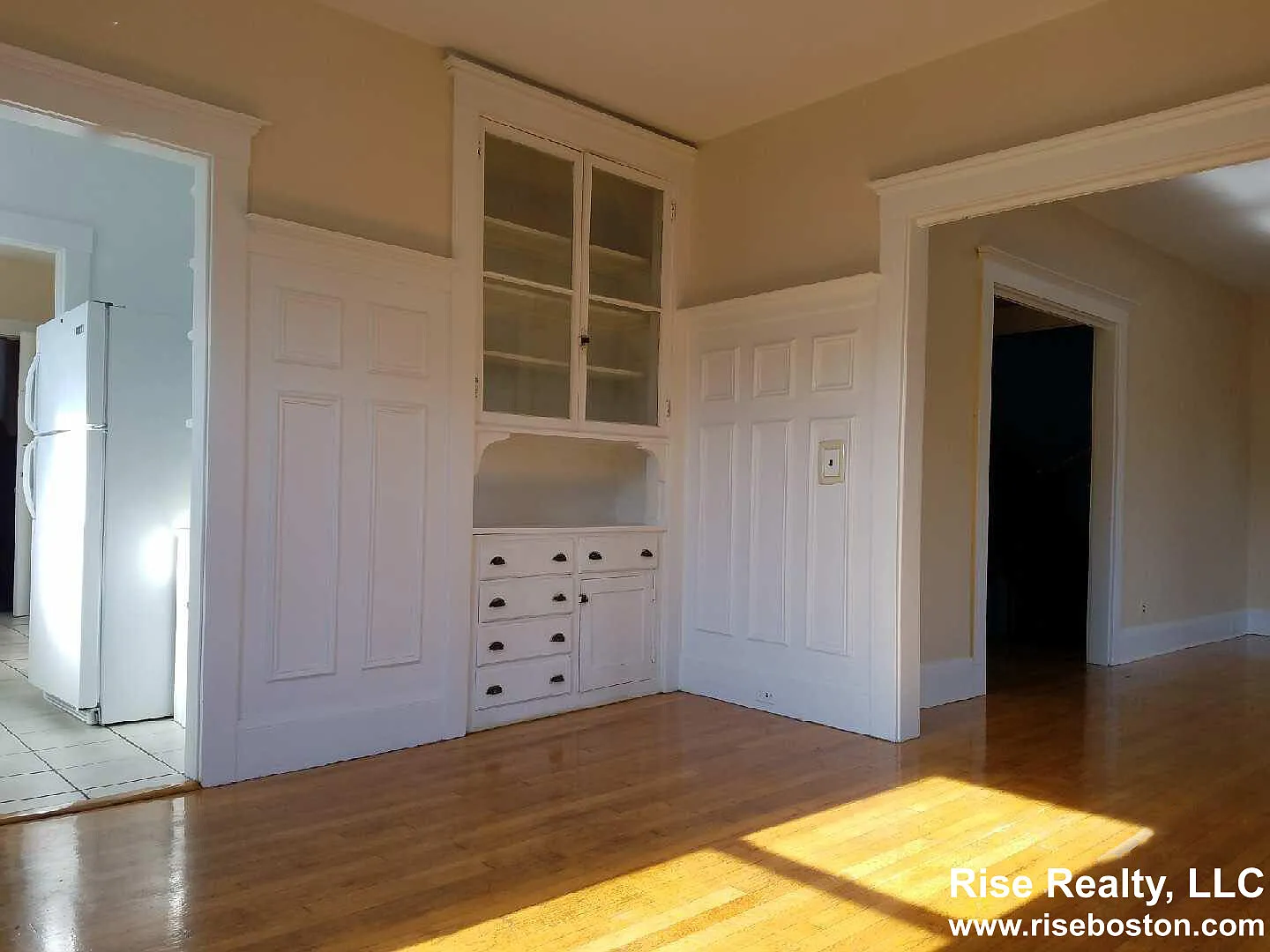 4 bed, 1.0 bath, $5,200 — Photo 3