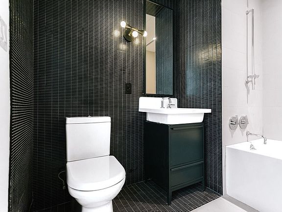 5th image of 123 Melrose St APT 346