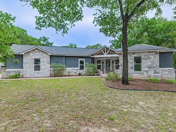 263 CIBOLO RIDGE DR, La Vernia, TX 78121
