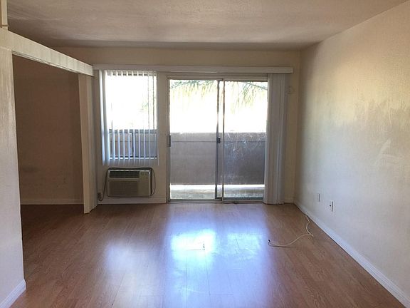 3rd image of 427 W 4th Ave APT G