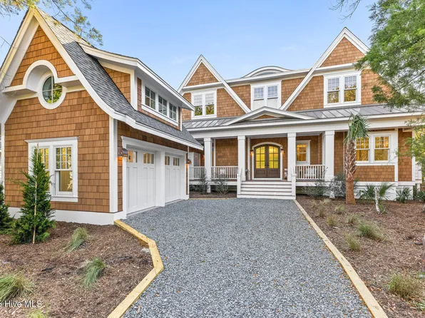 548 Chicamacomico Way, Bald Head Island, NC 28461