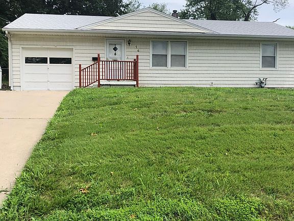 Drive way up to the Front of the Property