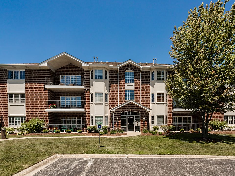 1st image of 13098 Laurel Glen Ct APT 102