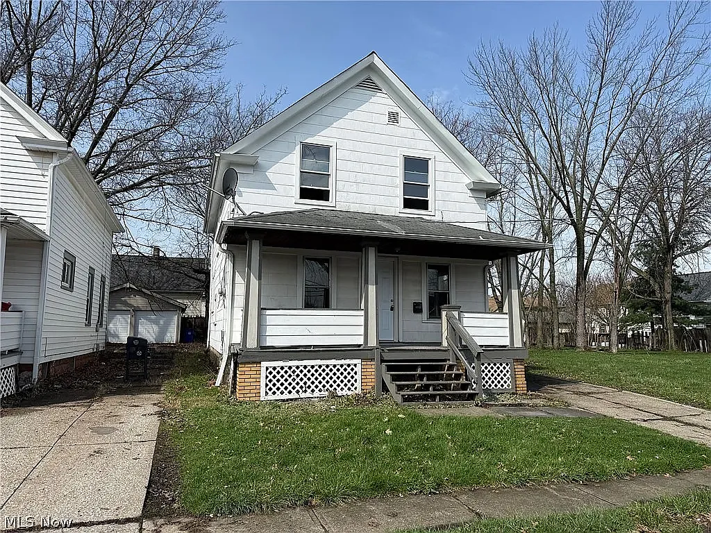 W 28th St, Cleveland — Photo 1