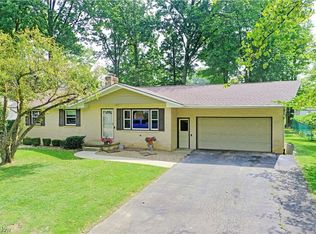 605 Cedar Dr, Cortland, OH