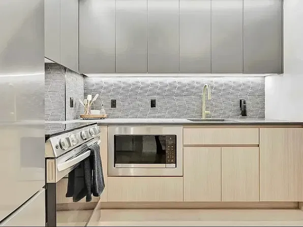 3 Clarkson Avenue #9F, photo 3