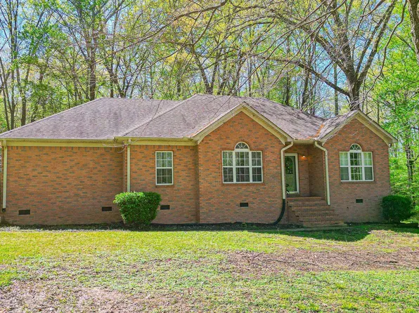 61 Poplar Ln, Lexington, TN 38351