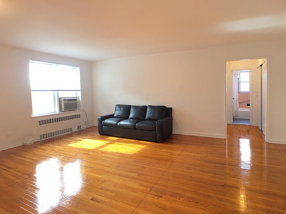 1st image of 6638 Yellowstone Blvd #6F