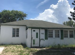 741 W 2nd St, Riviera Beach, FL 33404