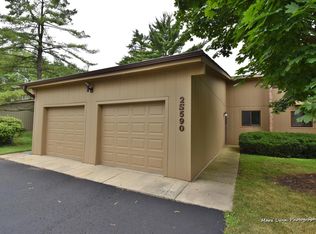 2S590 Marie Curie Ln #590, Warrenville, IL