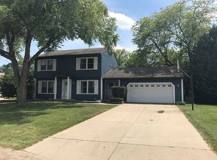 6409 E Millsborough Cir, Lansing, MI 48917
