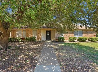 5353 Lynda Ct, North Richland Hills, TX 76180