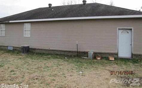 2nd image of 1205 Oakdale St