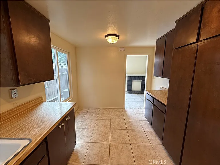 860 N Glassell St — Photo 14